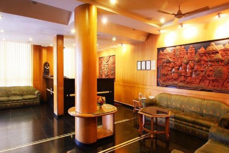 Hotel Bombay Tiffanys Mysore Exteriör bild